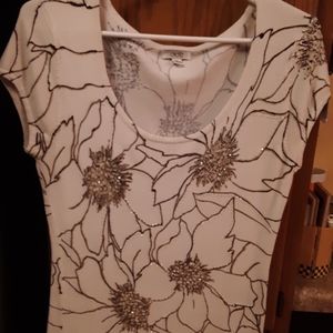 Short sleeved sweater